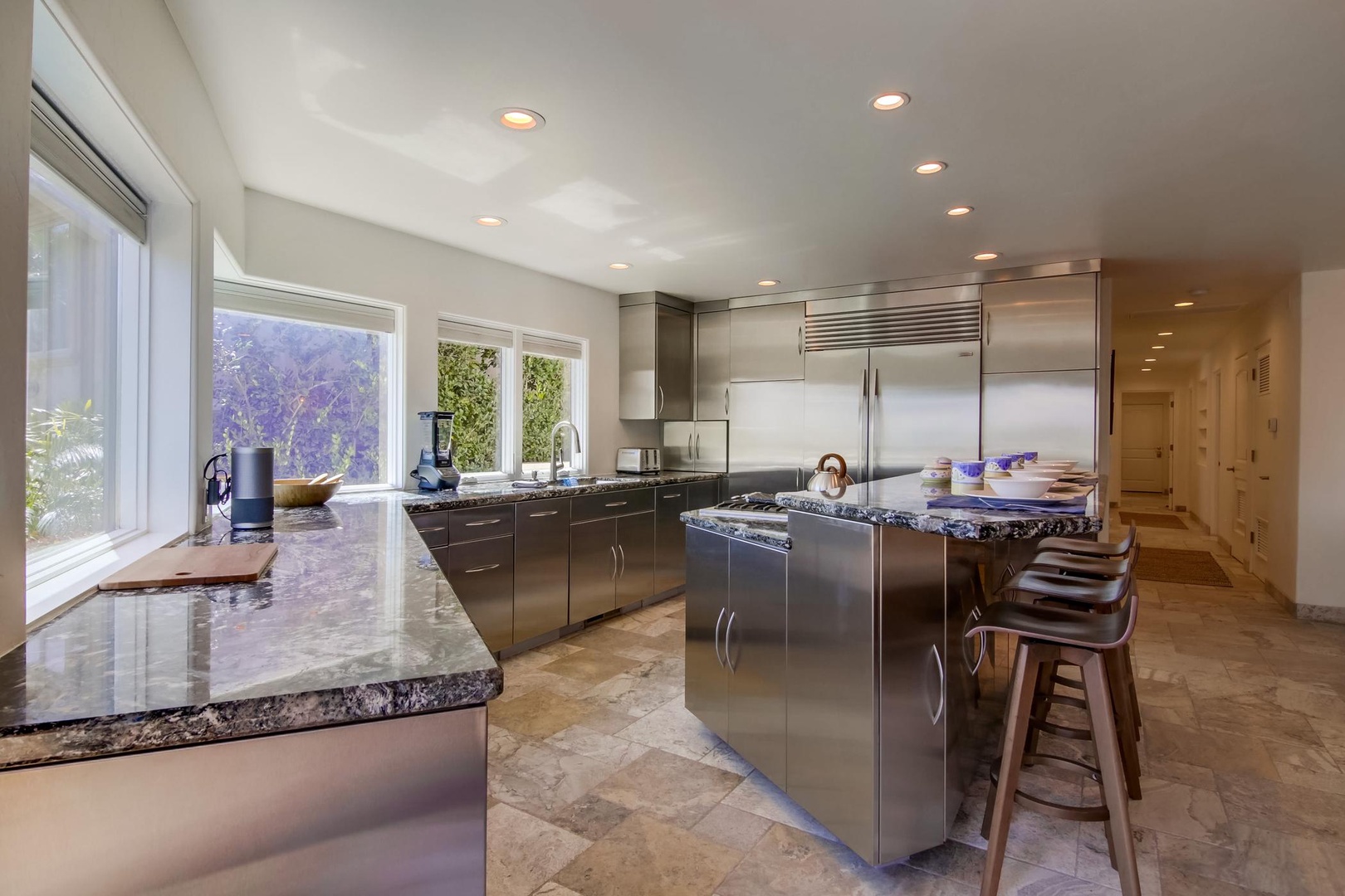 Sleek and modern kitchen