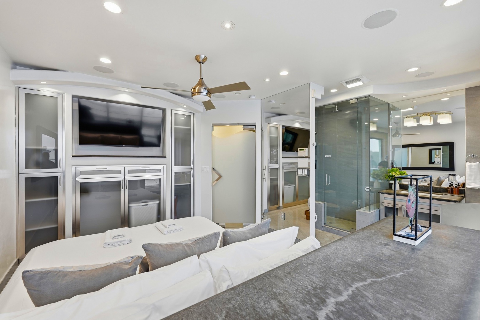 Guest Suite 3 - Unit 5