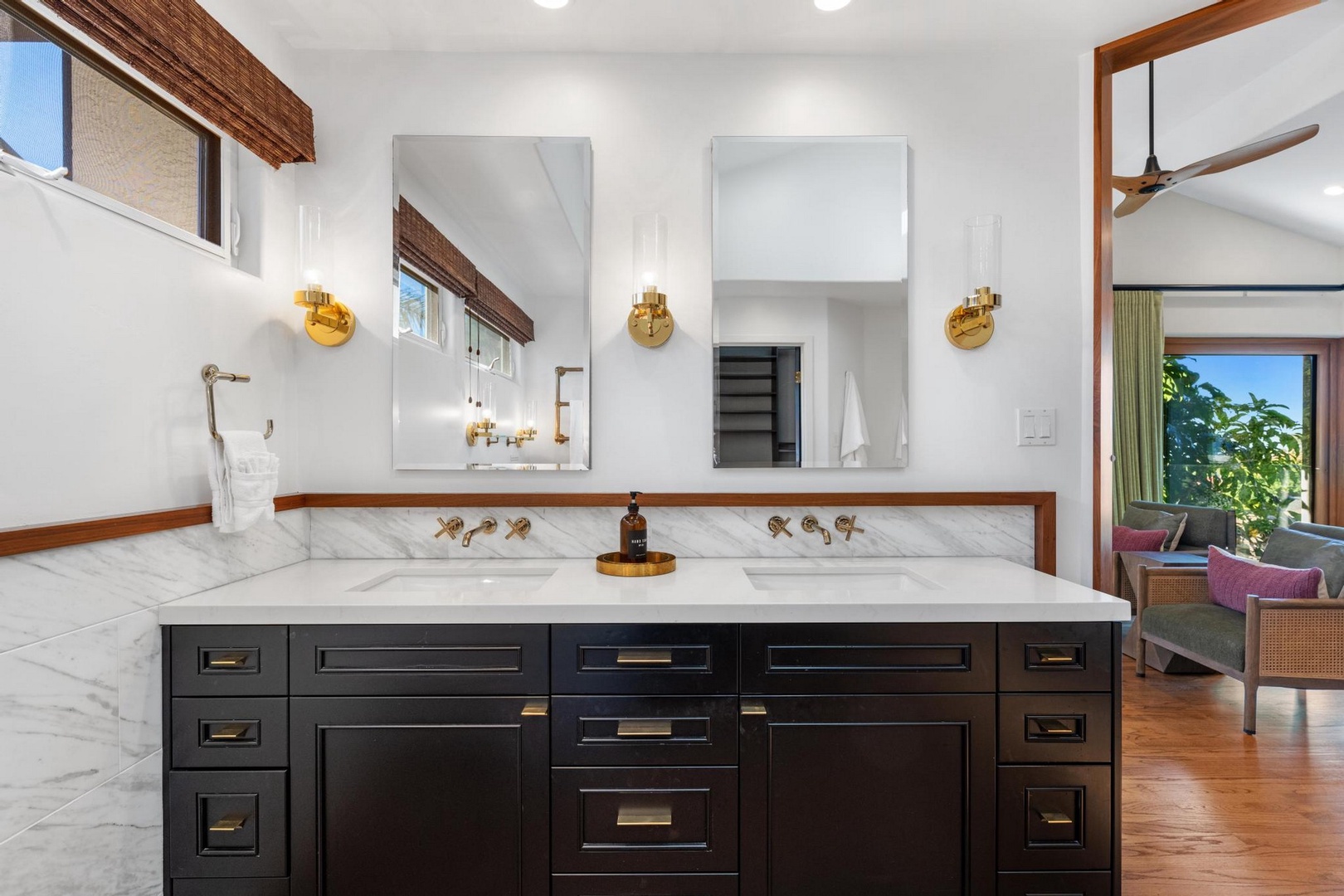 Dual sink vanity