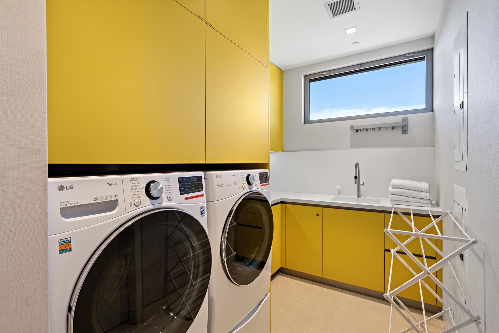 Full-size laundry room