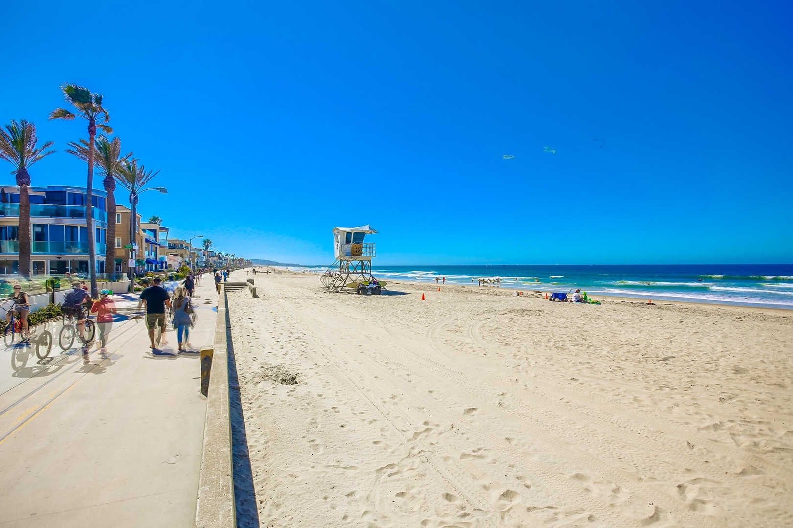 The boardwalk and ocean is a 3 minute walk