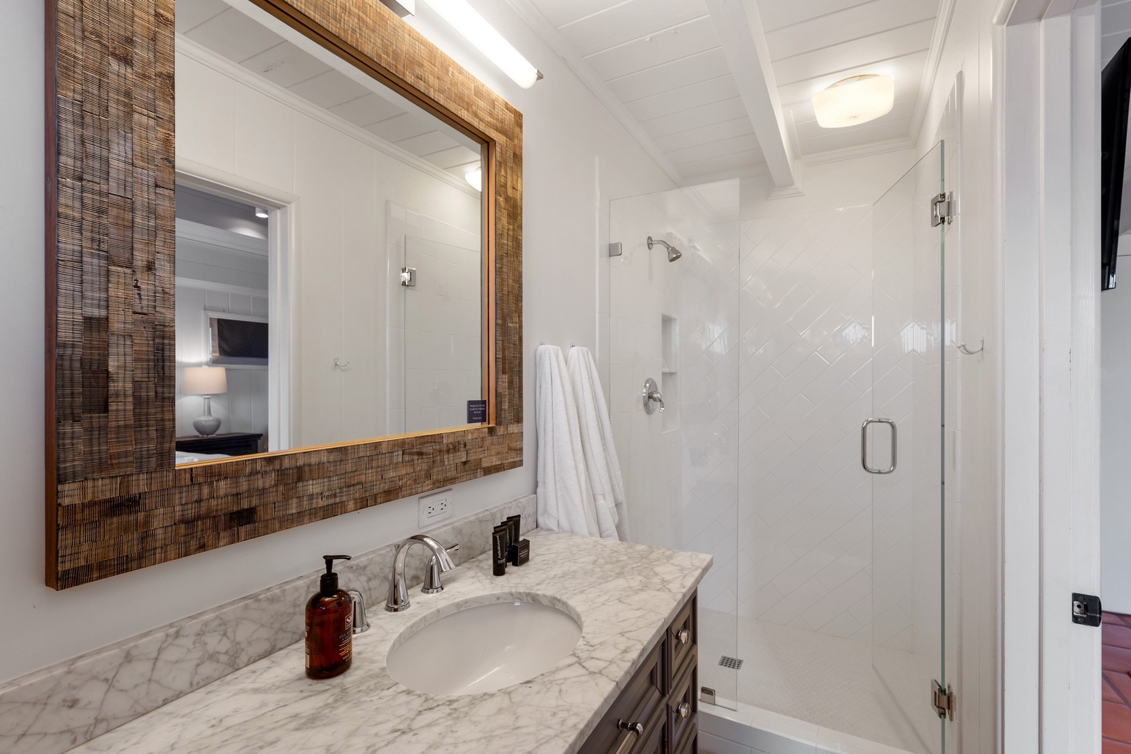 En suite bath with shower