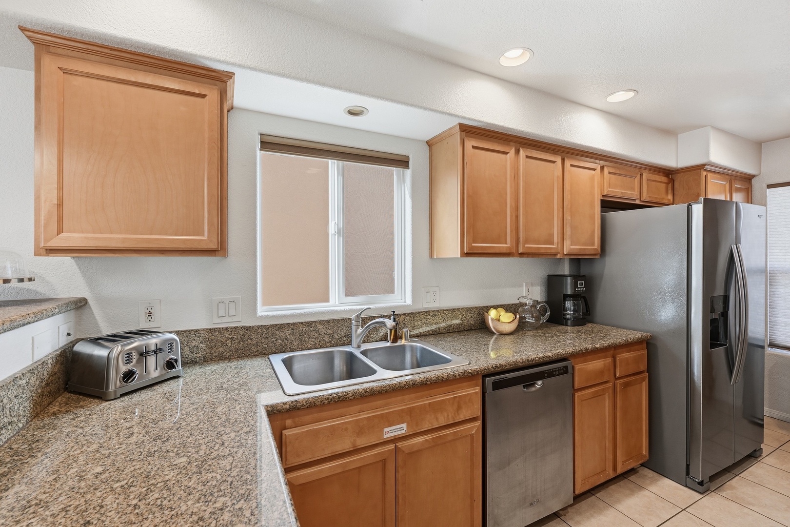 Fully-equipped kitchen