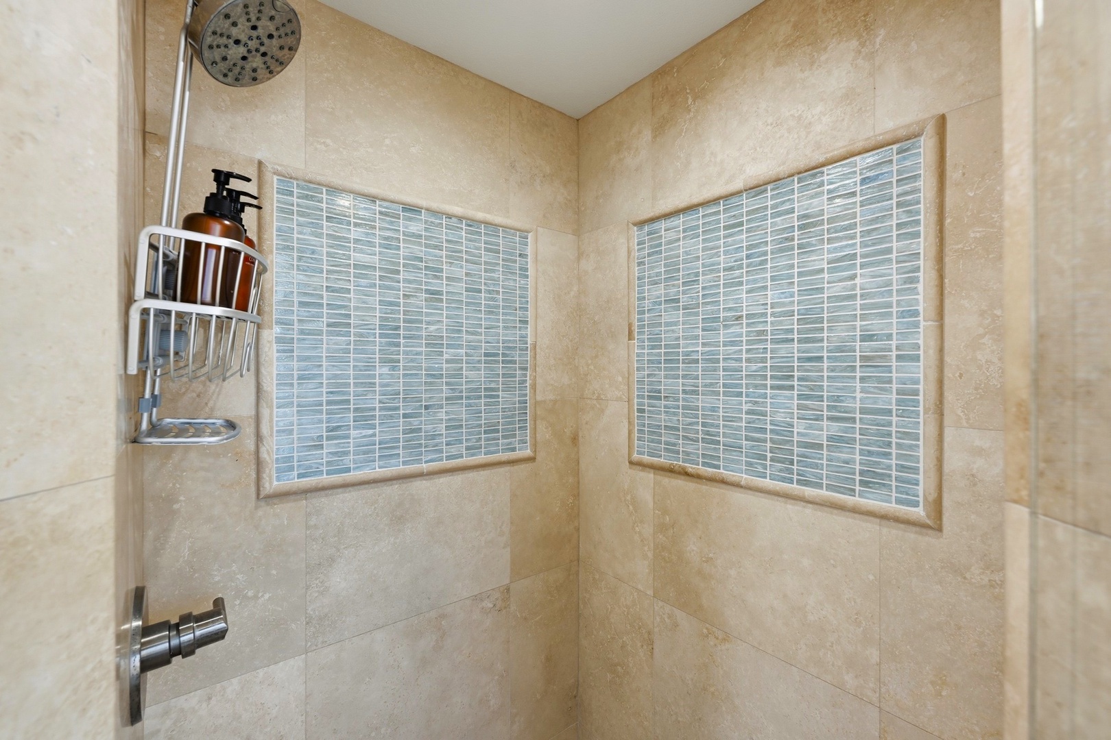 En suite bathroom with shower