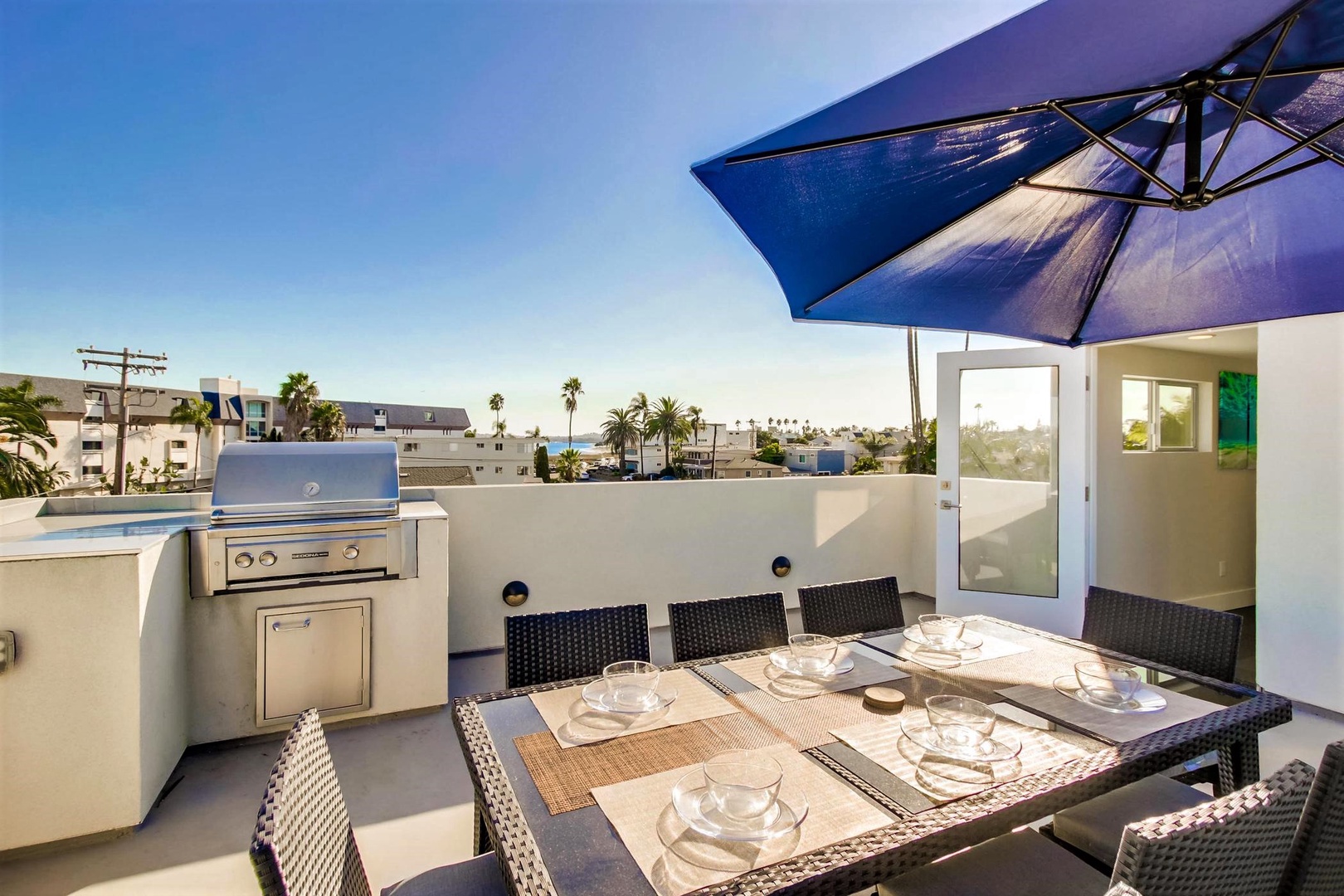 Rooftop deck with seating & BBQ