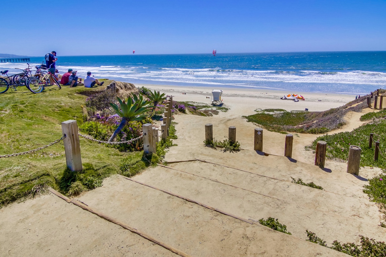 Steps to the beach