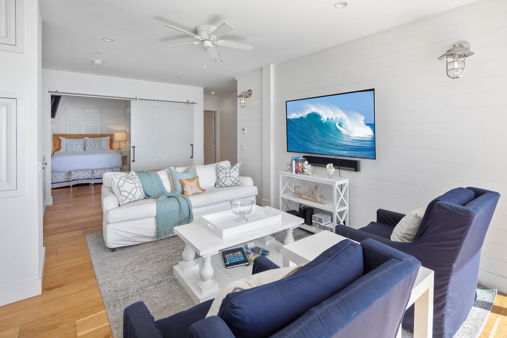 Nautica North living area