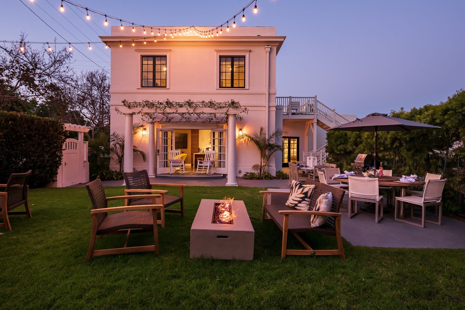 Indoor/outdoor living