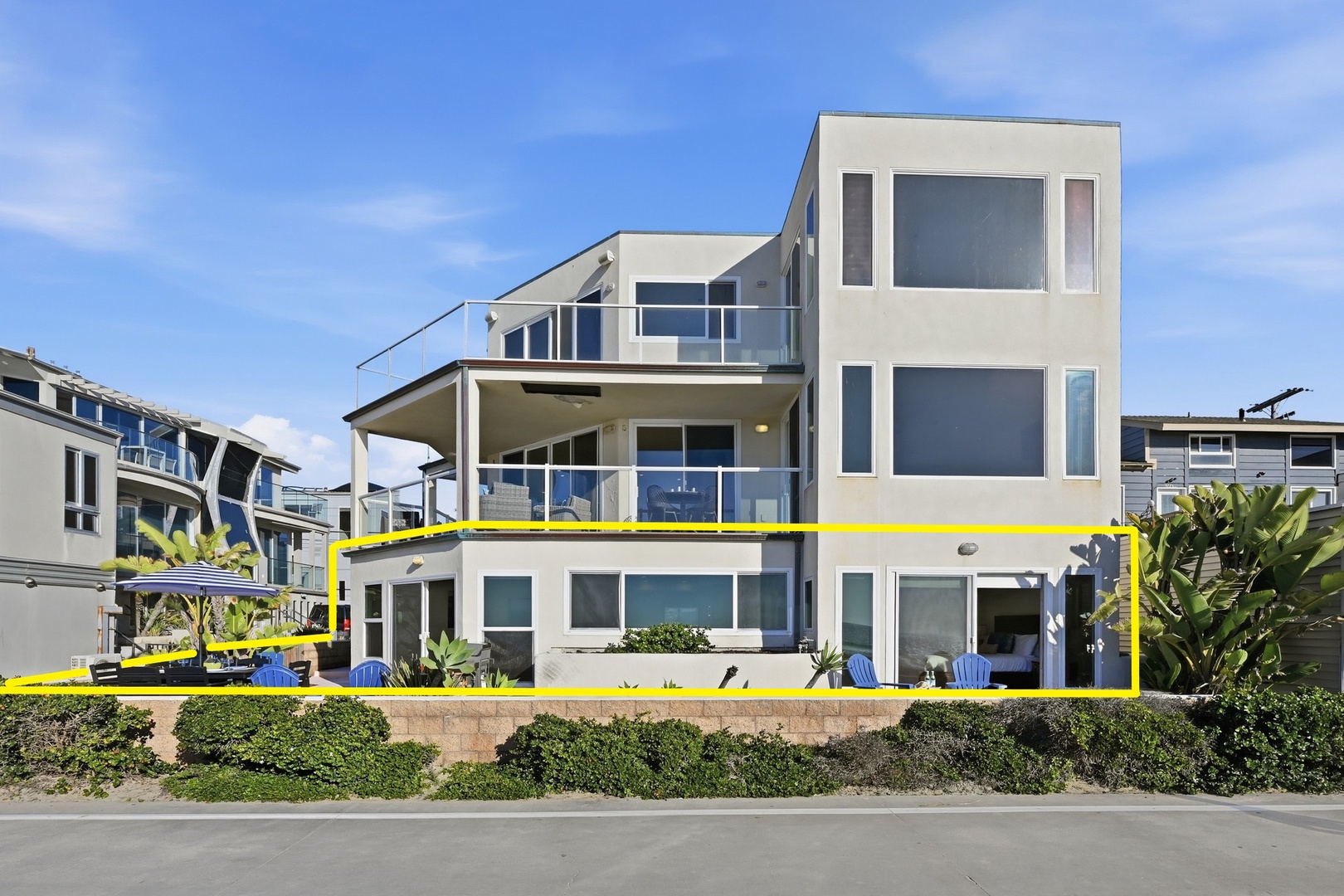 First level condo with no stairs