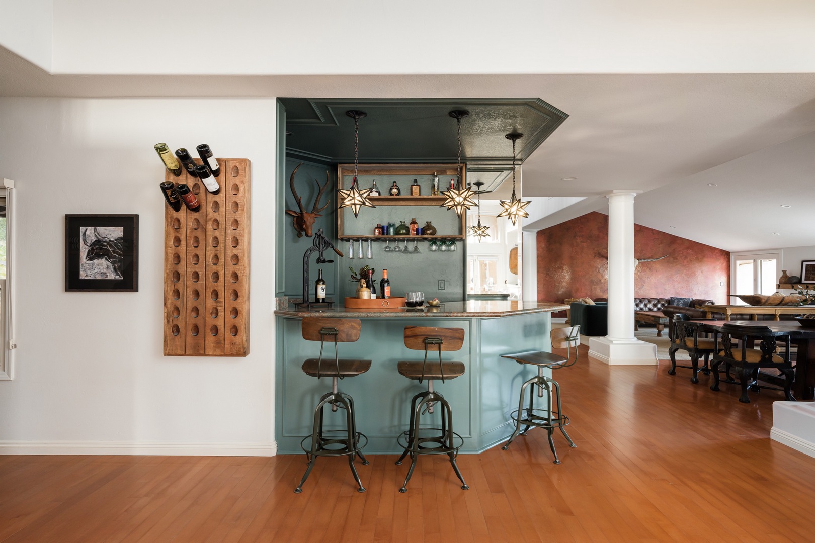 Wet bar with ice maker