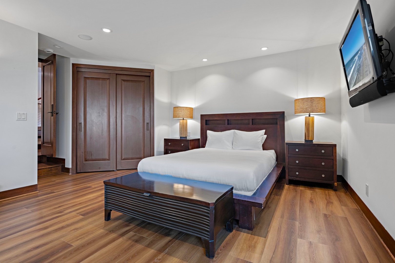 Guest room 2 with a king bed