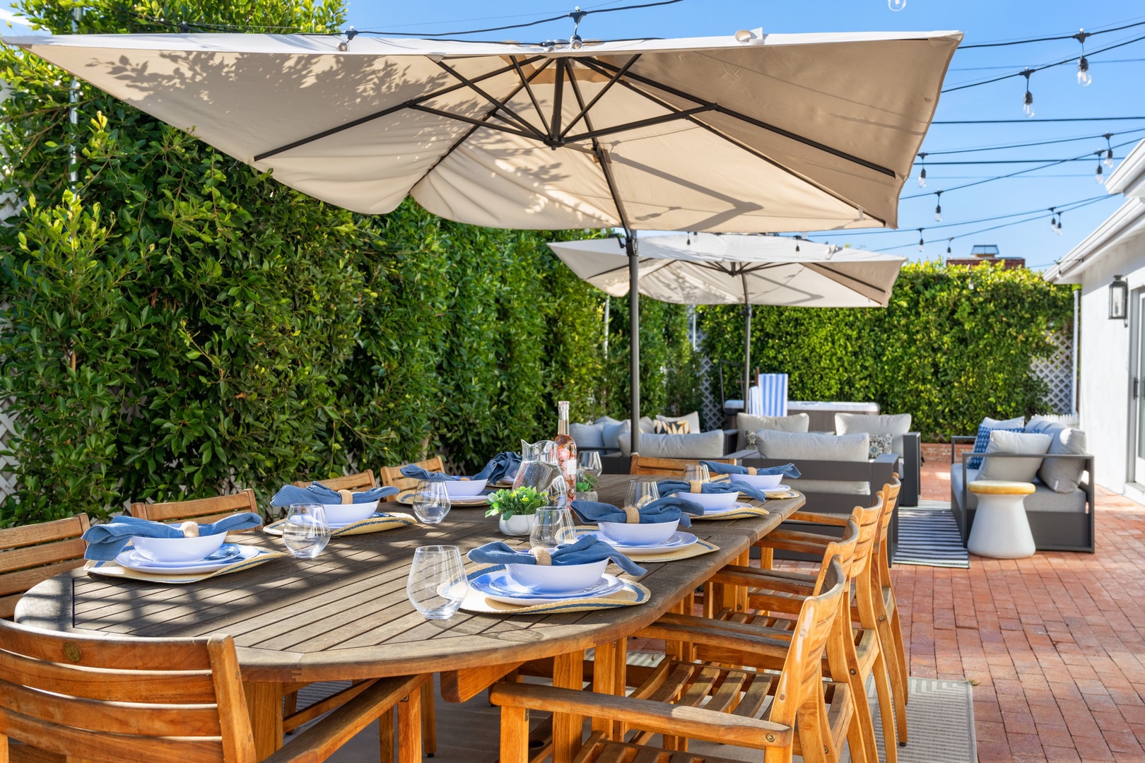 Al fresco dining in the courtyard