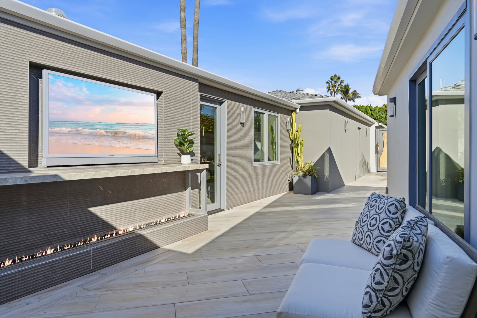 View towards courtyard and hot tub