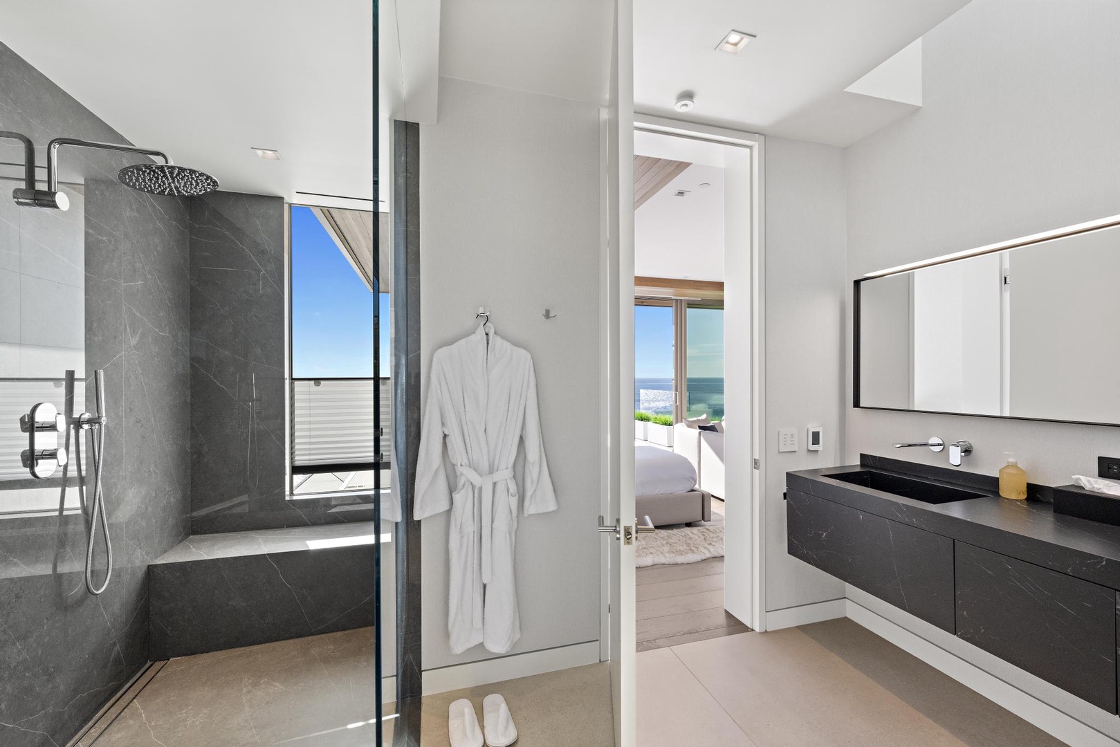 Ocean-view en suite bath