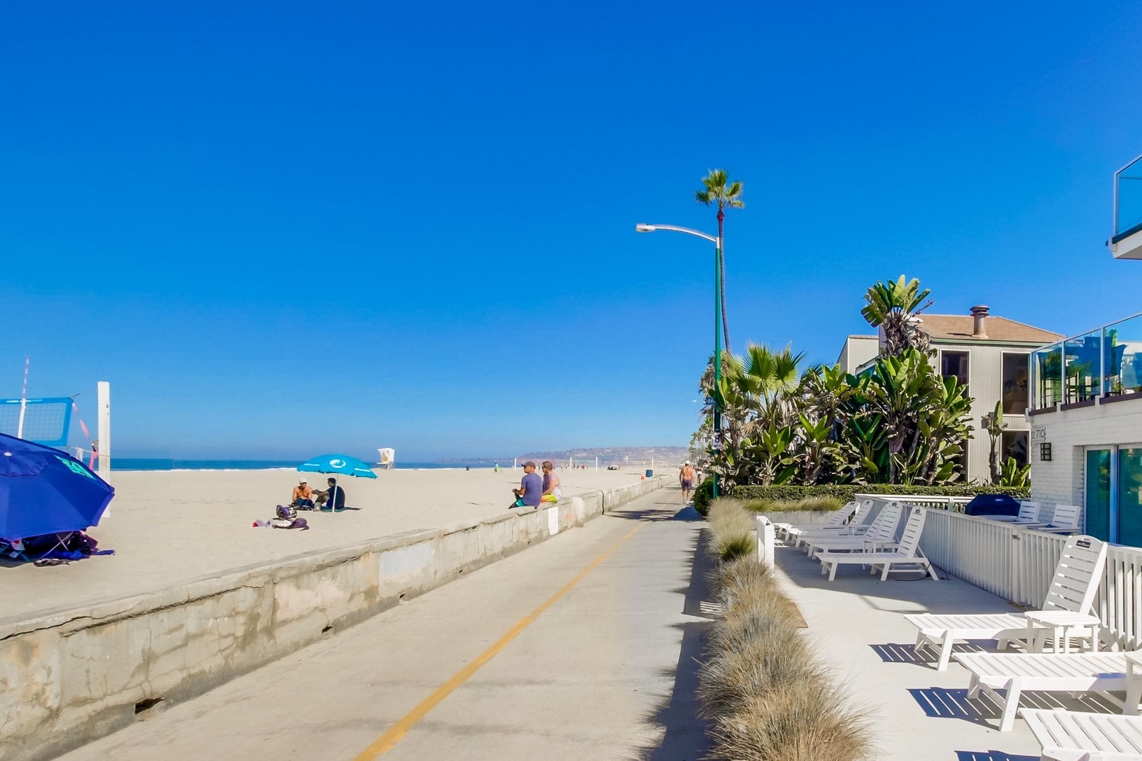 Oceanfront boardwalk looking north