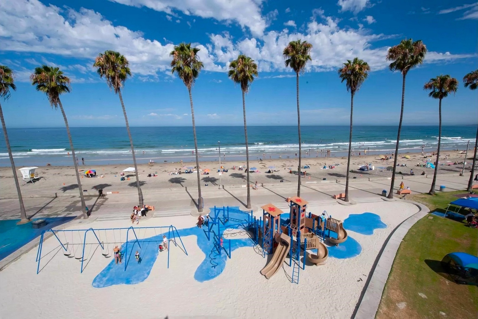 Beach front playground at the Kellogg Park