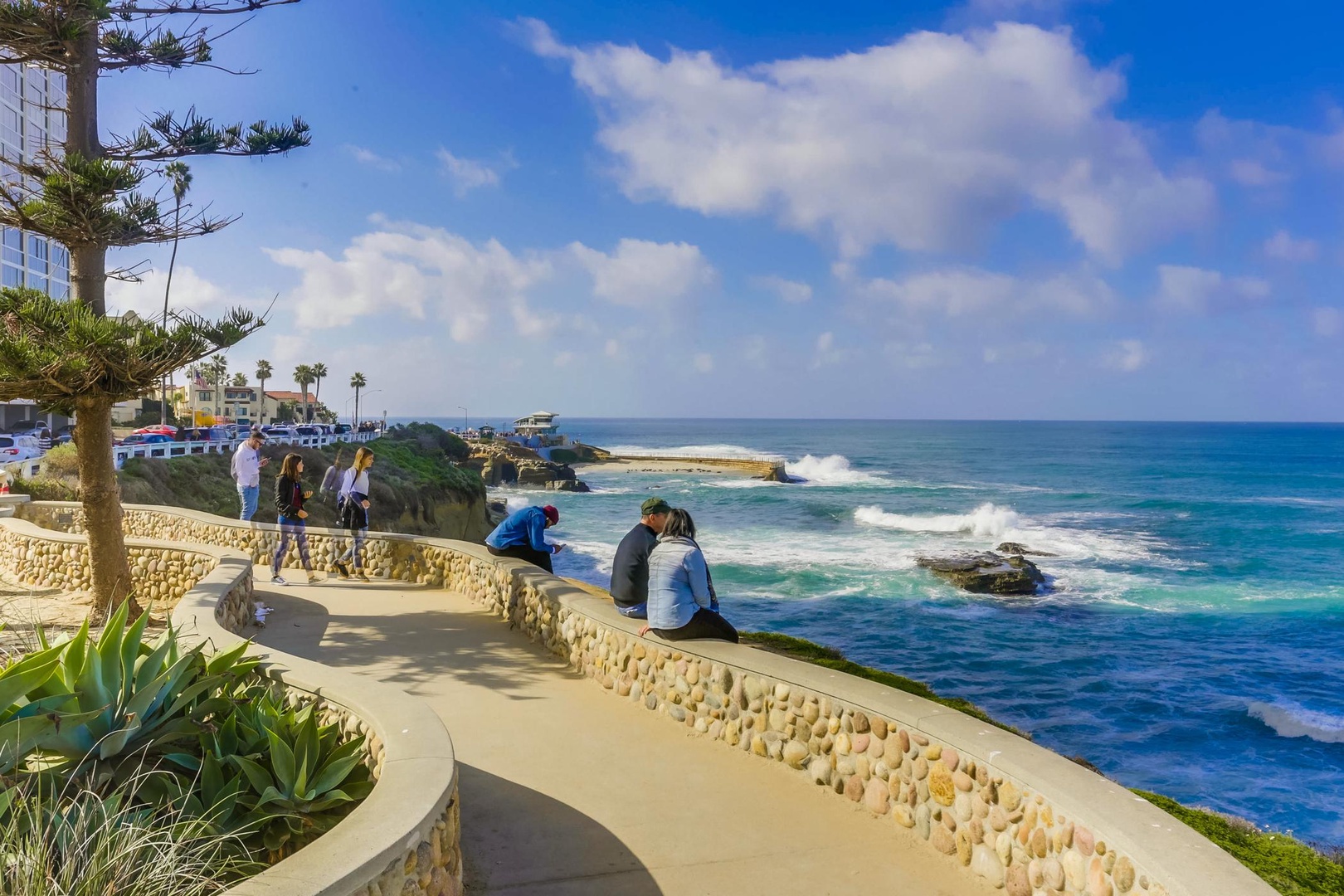 Close walk to the ocean