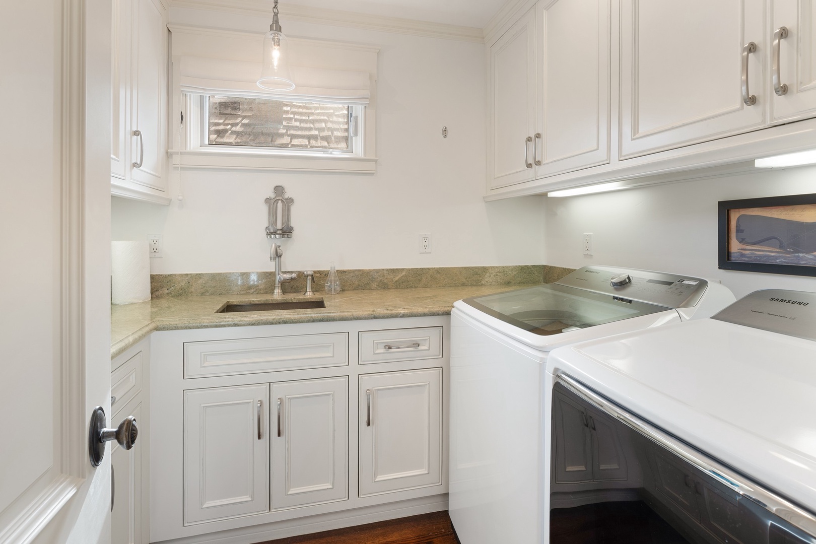 Spacious laundry room