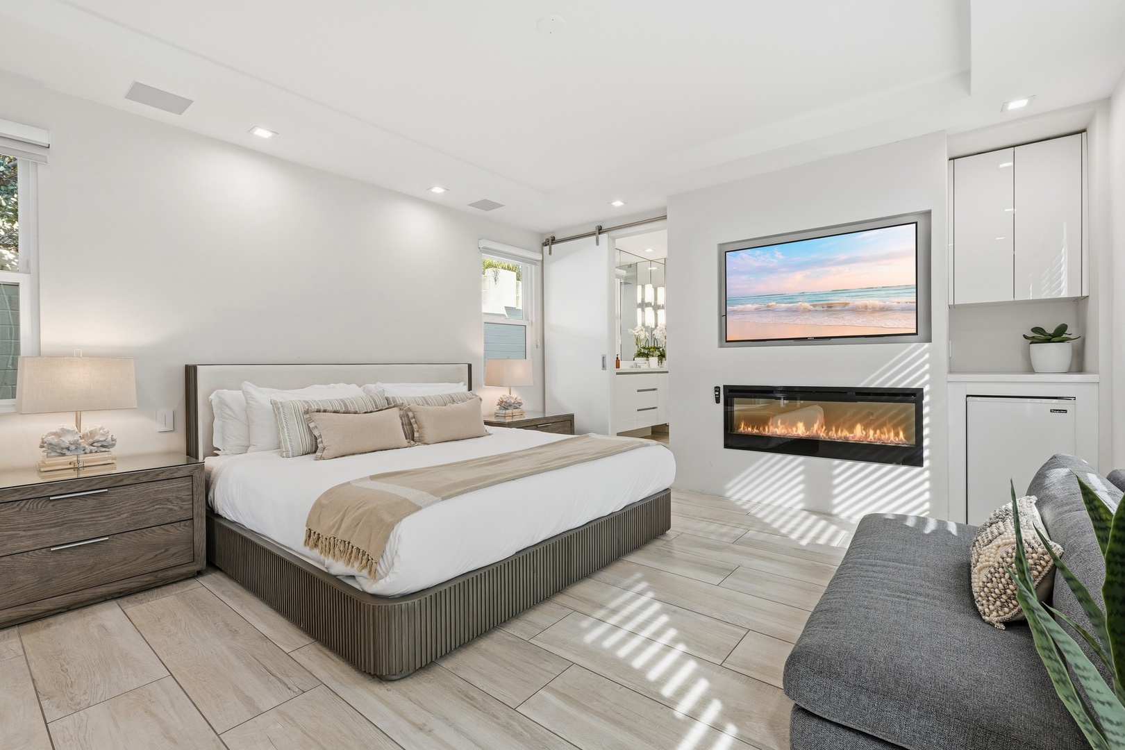 Primary Suite 2 - Linear fireplace and TV