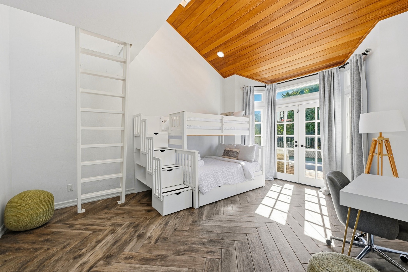 Guest Bedroom 7 twin over full bunk