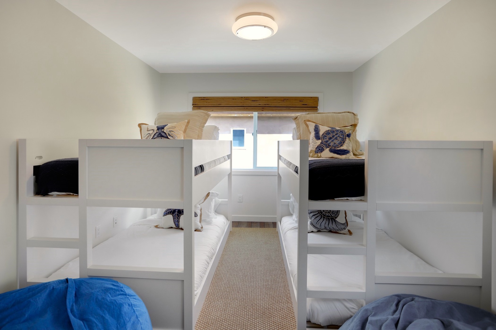 Bedroom 4 with 2 twin bunk sets