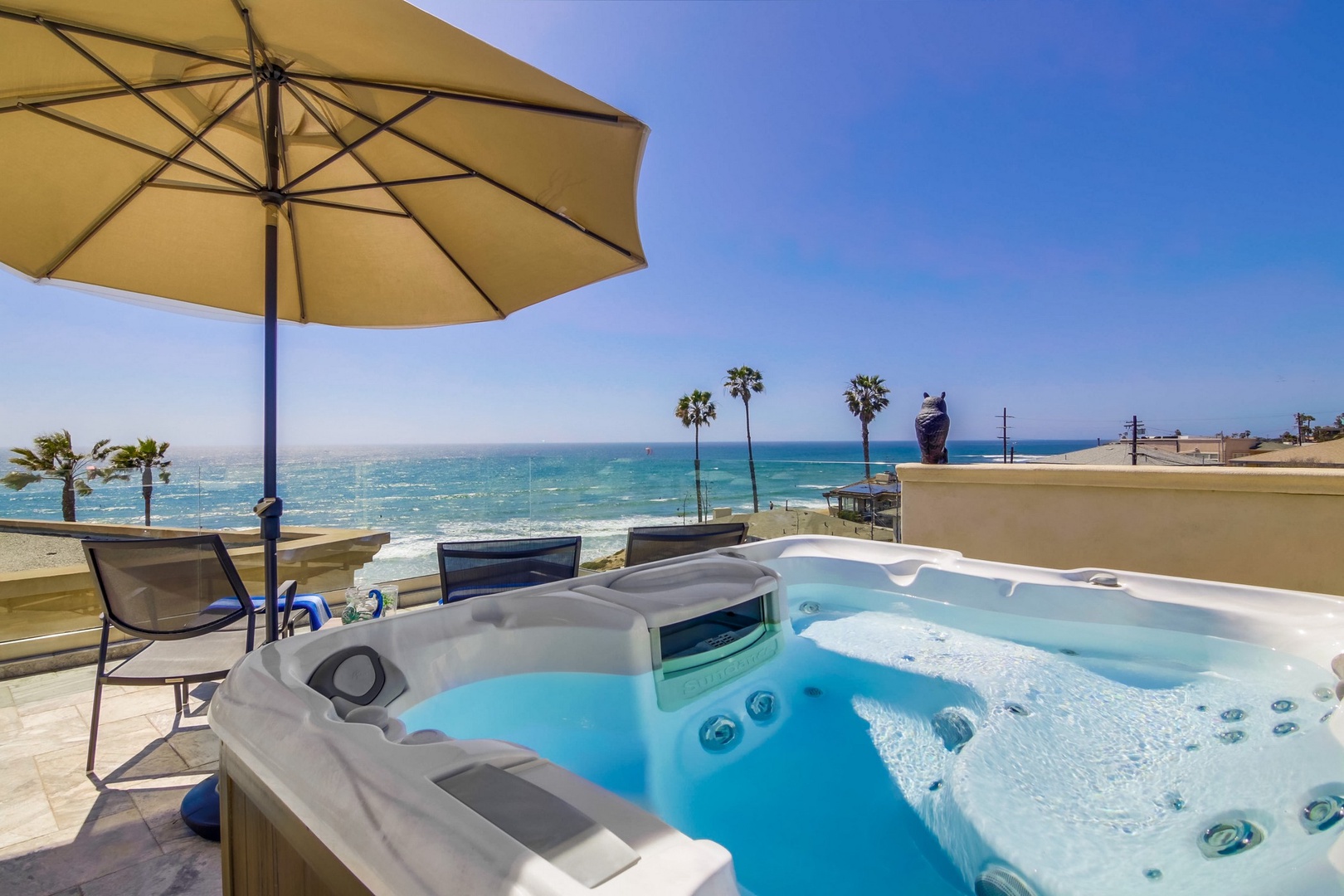 Rooftop hot tub with views