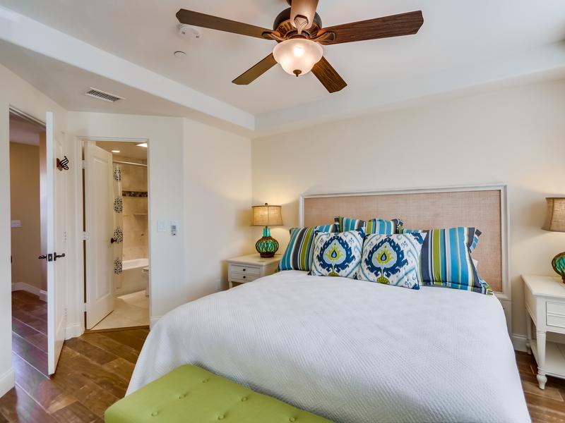 Bedroom 2 with ceiling fan