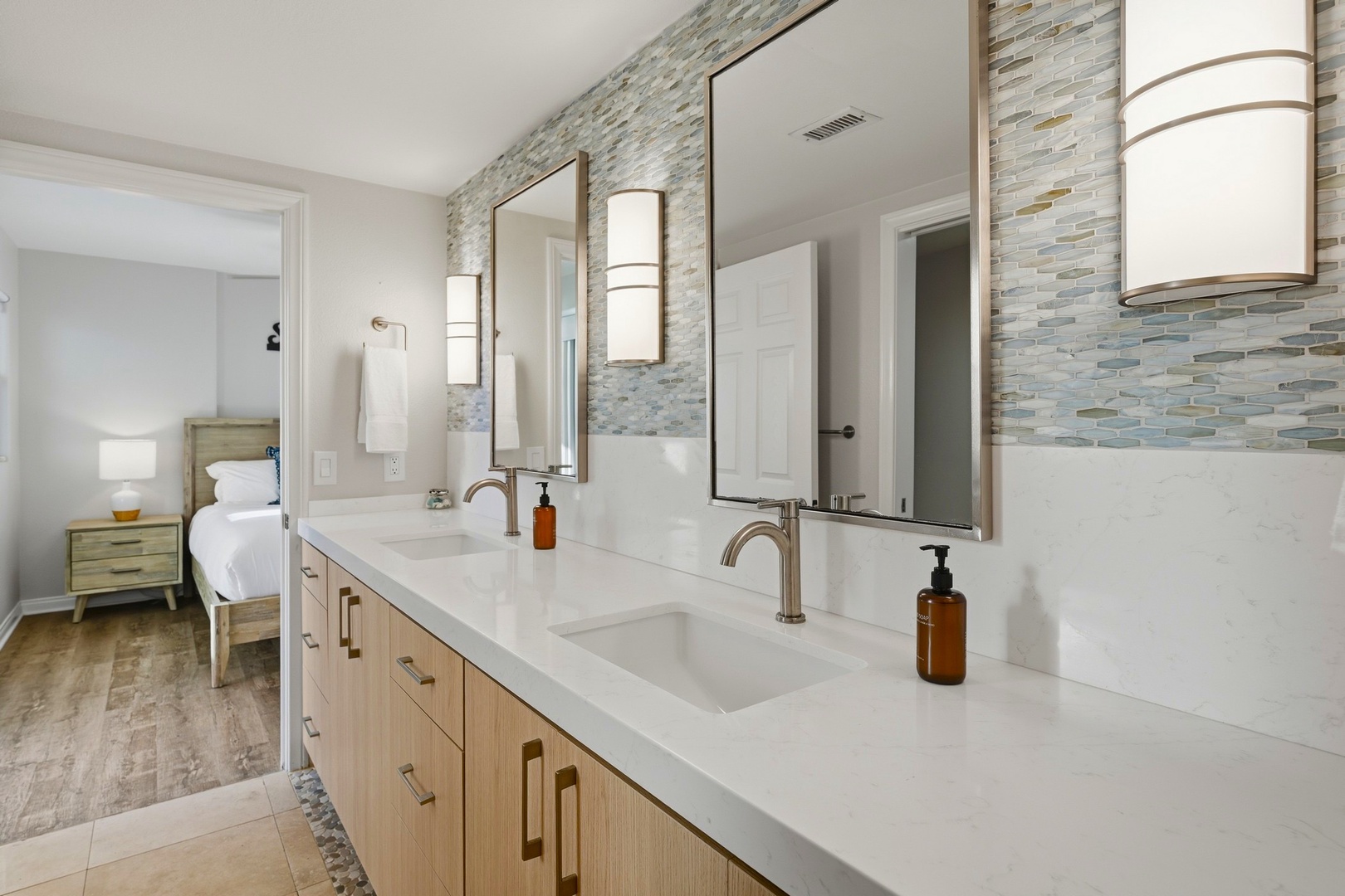 Bathroom between Bedrooms 2 and 3