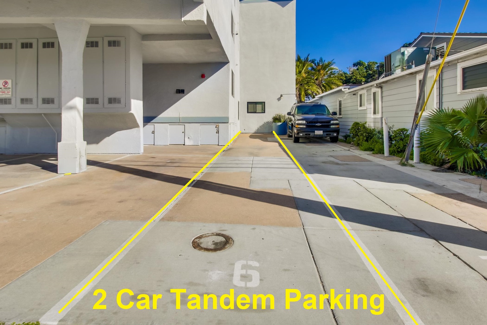 Tandem parking for up to 2 cars