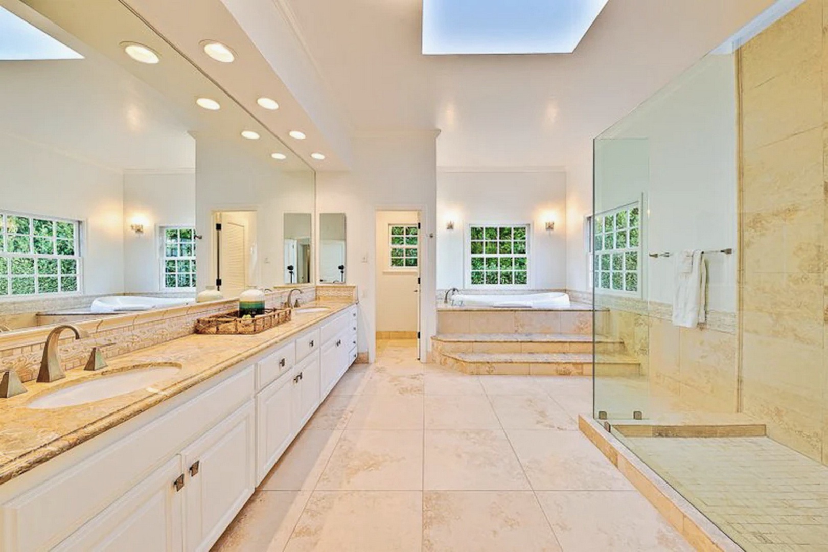 Primary suite bathroom