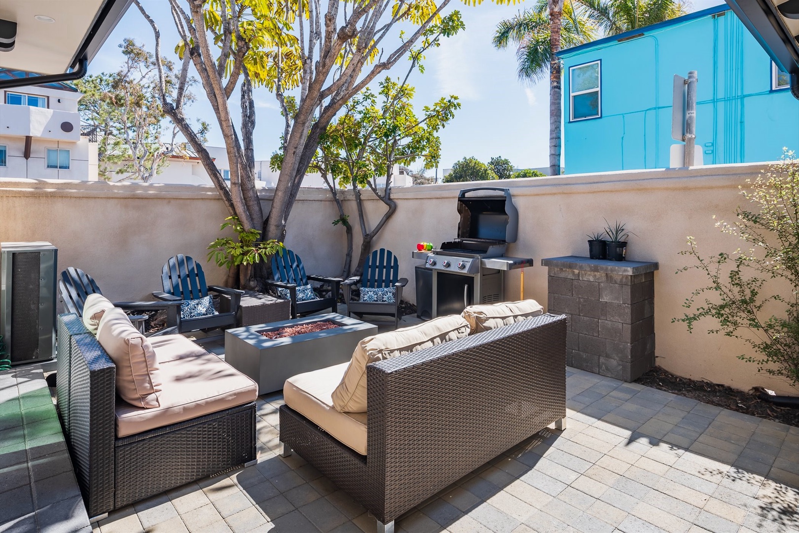 Enclosed courtyard with BBQ