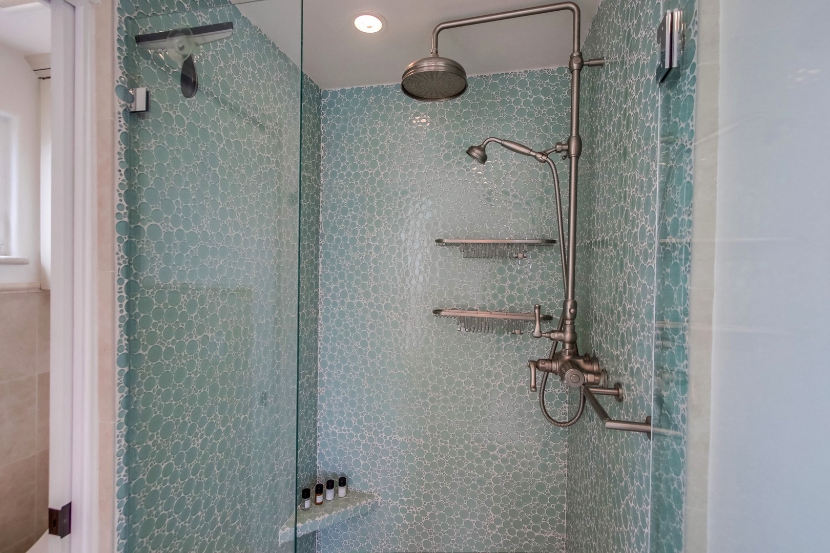 Primary suite shower