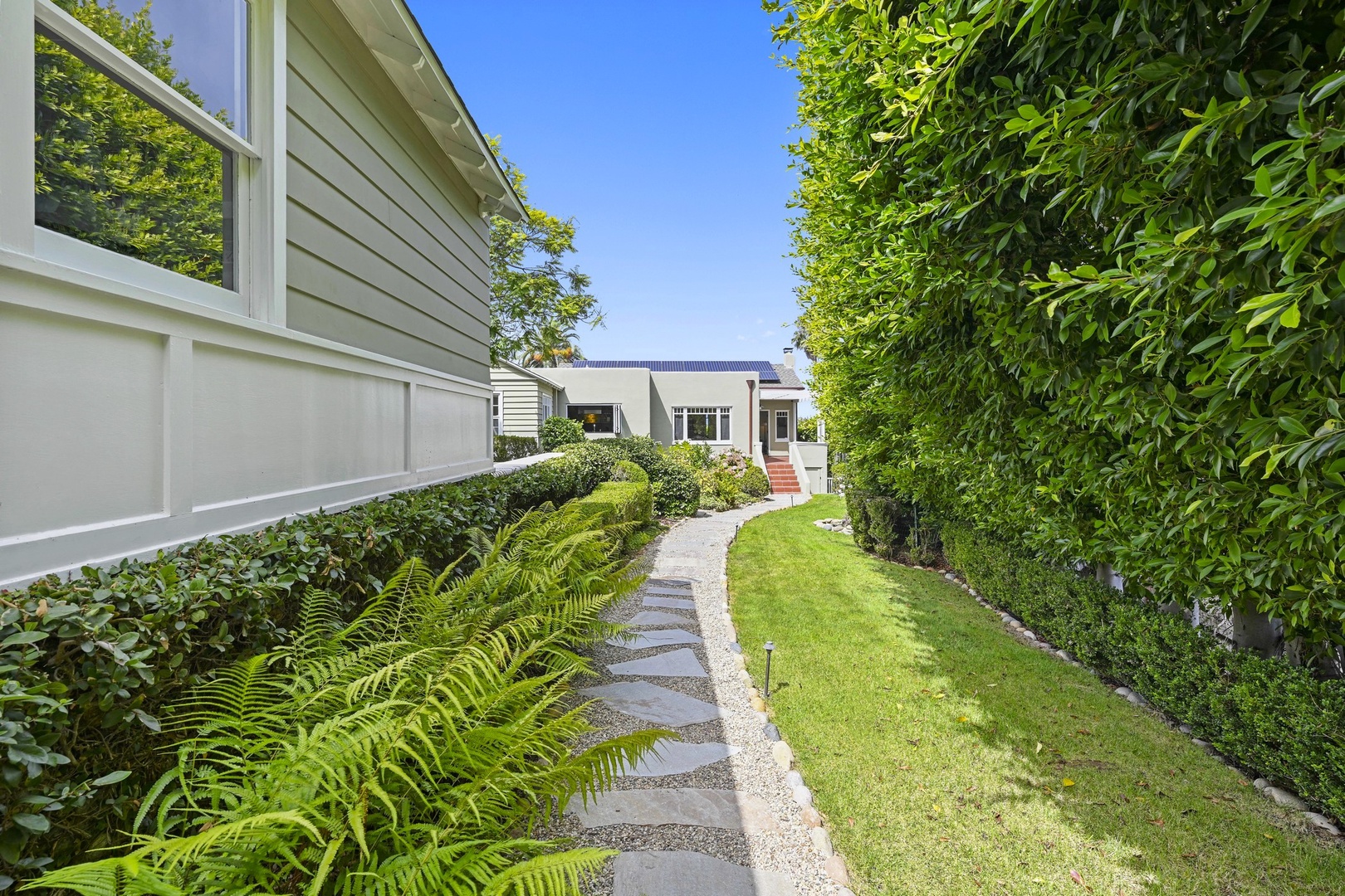 Entry path to the home