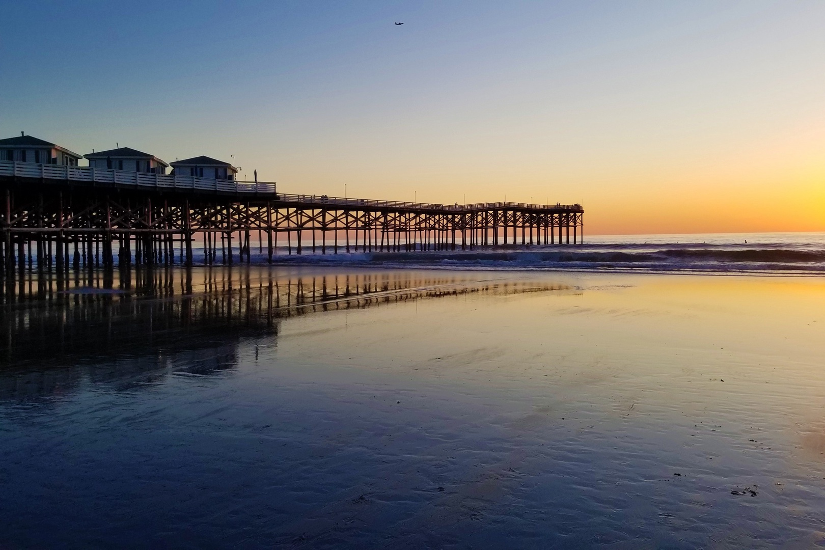 You can walk to the end Crystal Pier