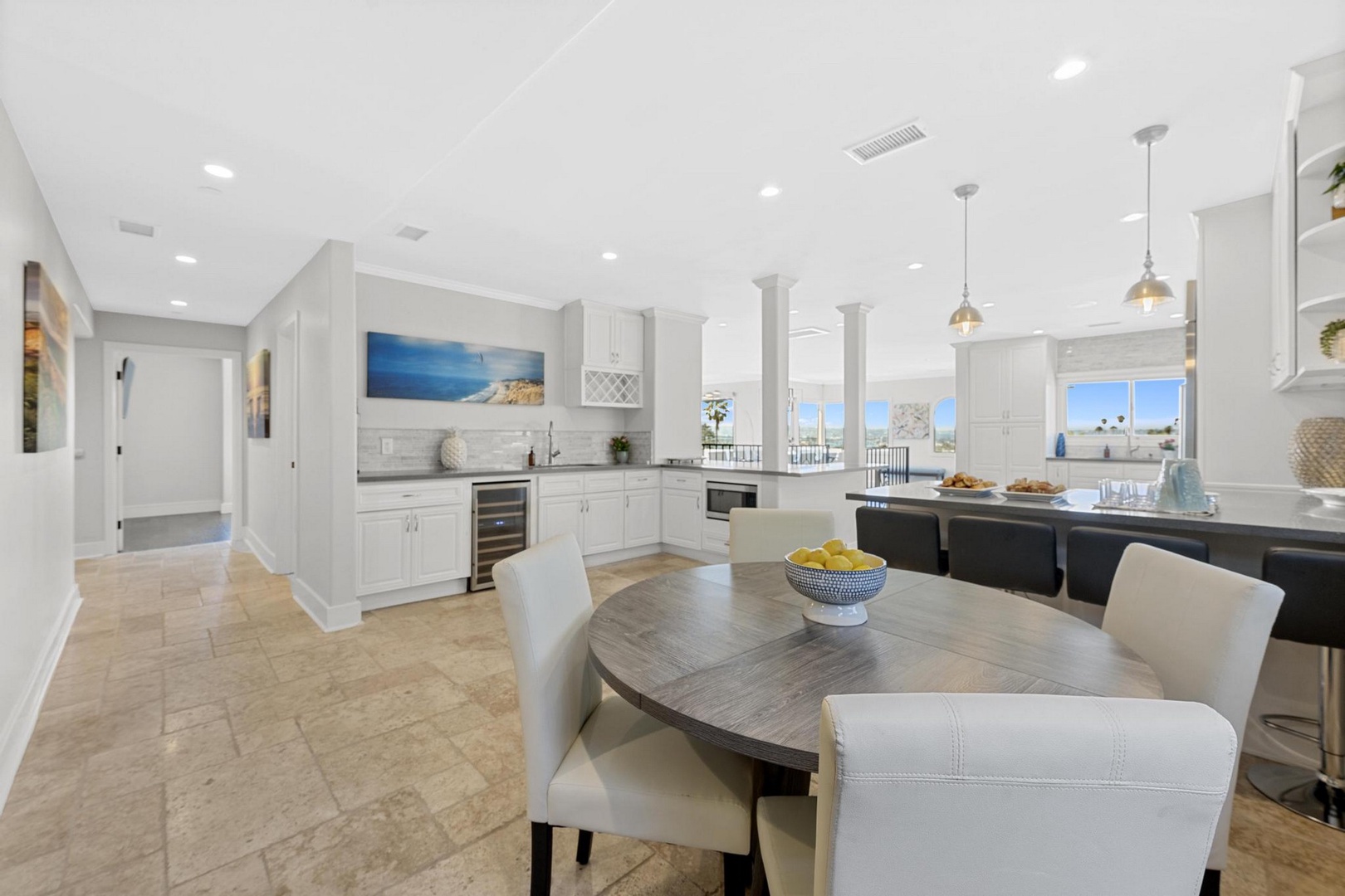 Wet bar and wine fridge