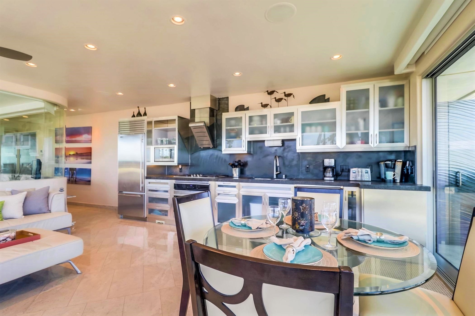 Dining area towards kitchen