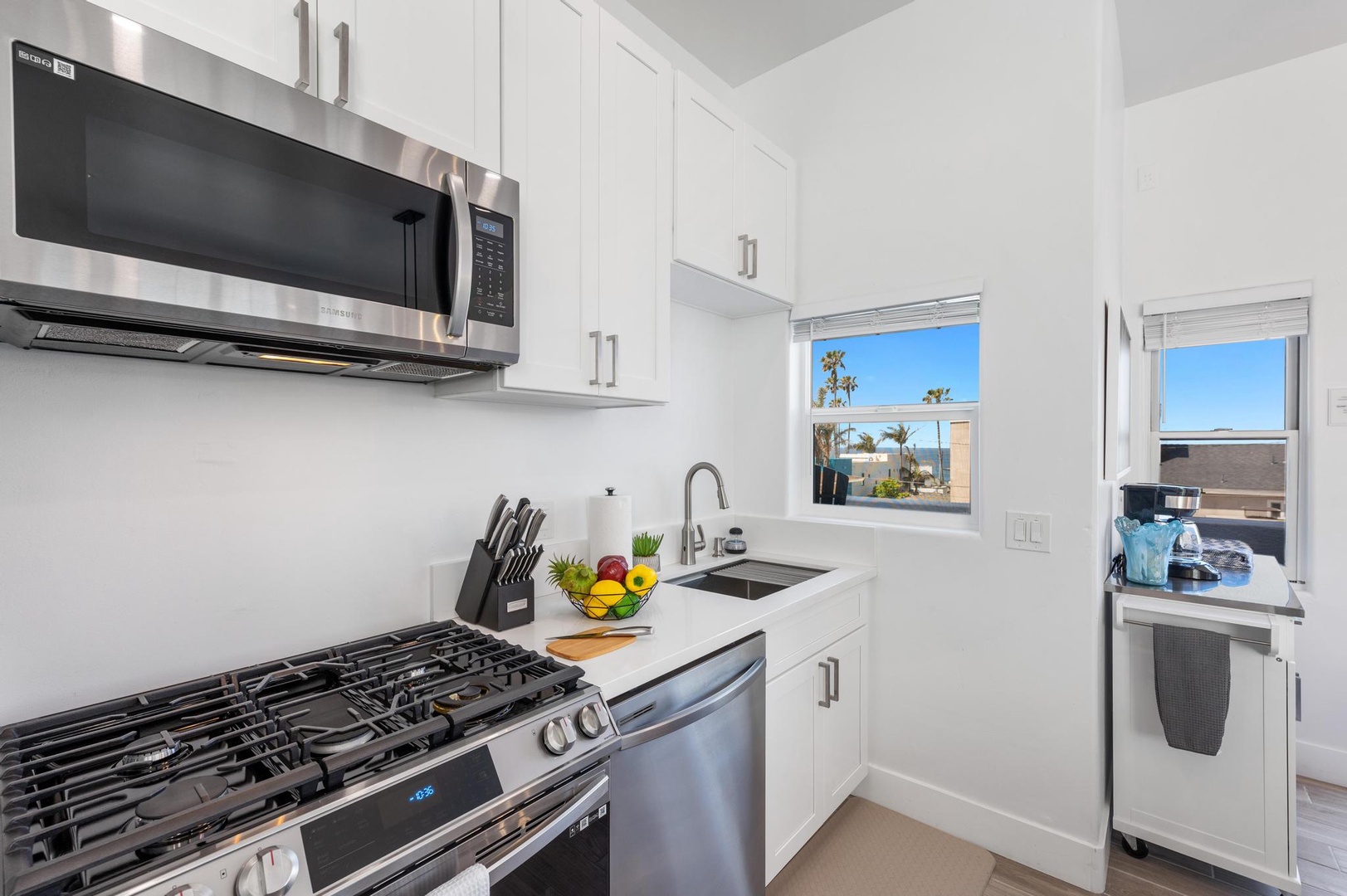 Second level kitchen with gas stove