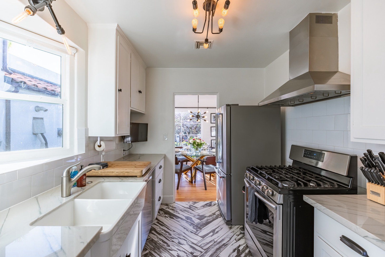 Fully equipped galley kitchen