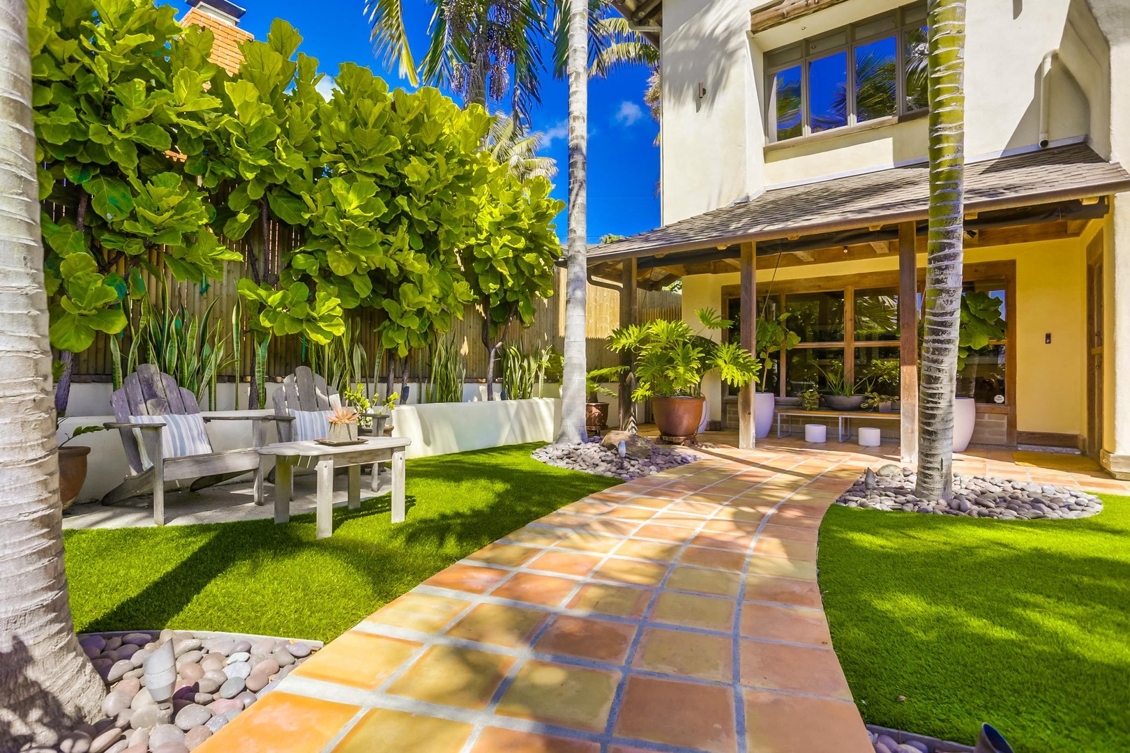 Lush & landscaped front yard