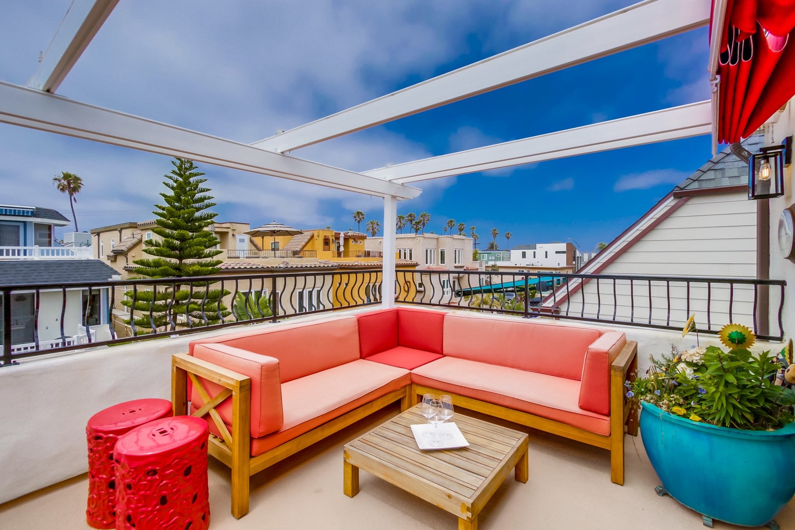 Second floor balcony with ocean views