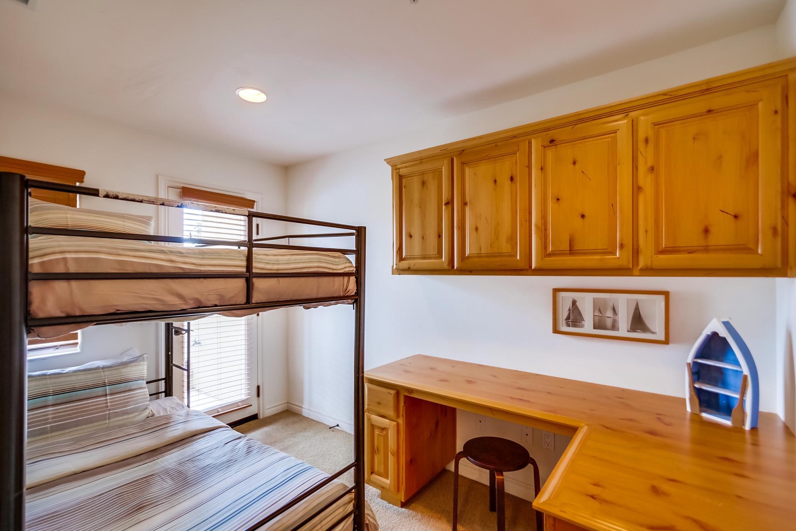 Bunk bed nook just outside of Primary suite