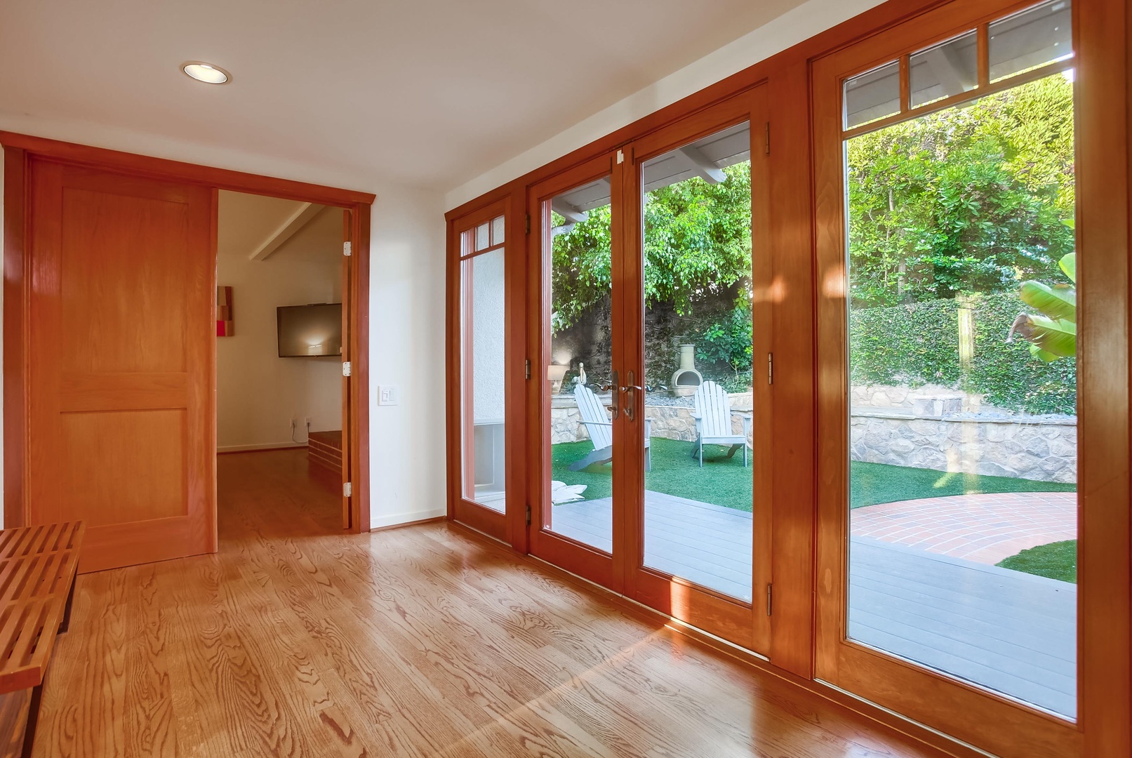Entry looking to bedroom 4
