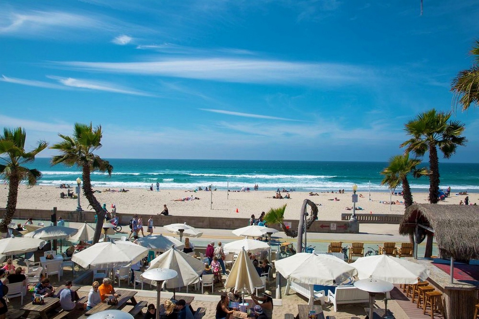 Beachfront dining at Belmont Park