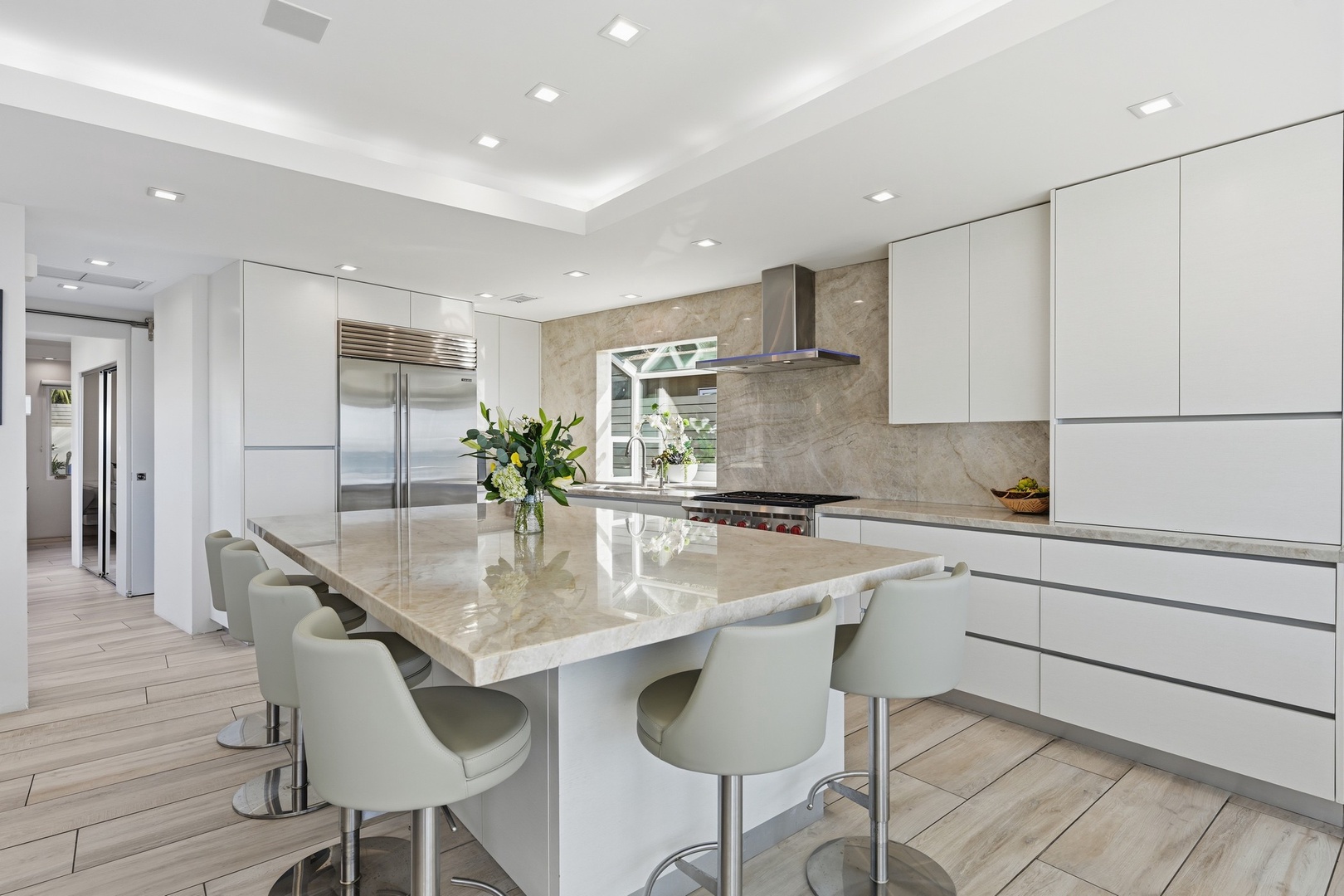 Oversized granite breakfast bar