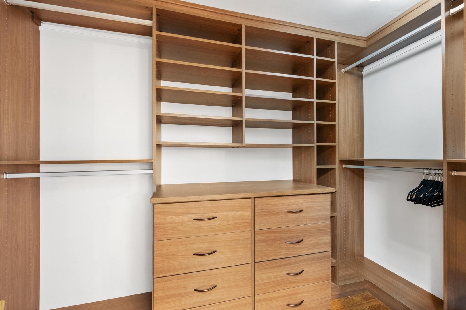 Walk-in closet