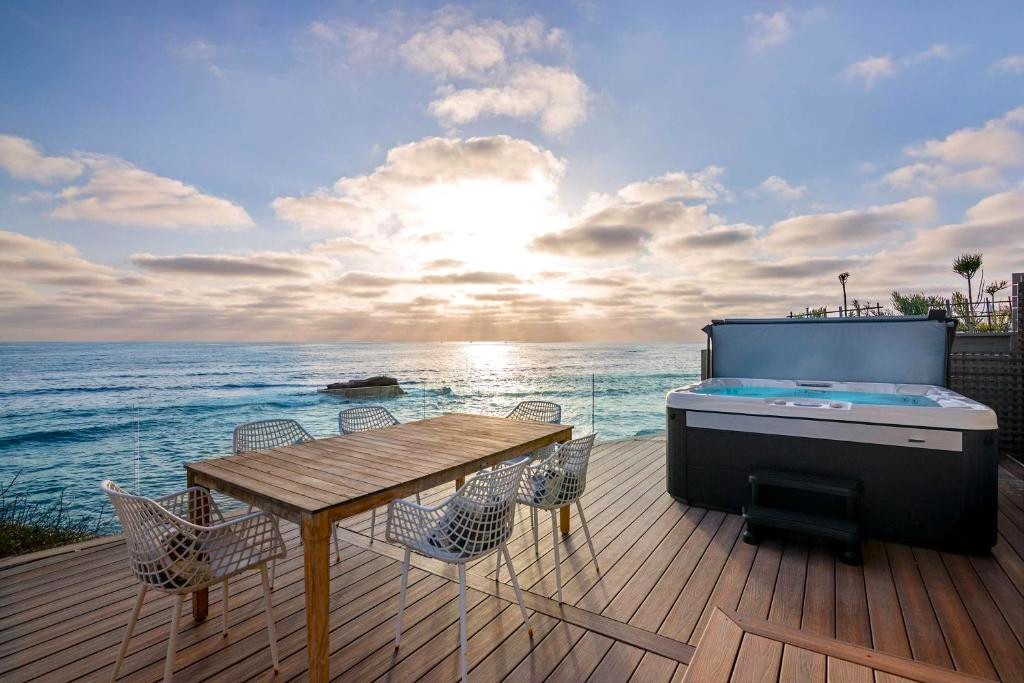 Expansive ocean views meet coastal luxury