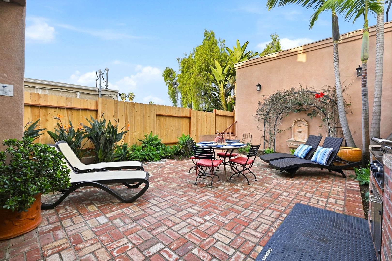 Spacious Enclosed Patio