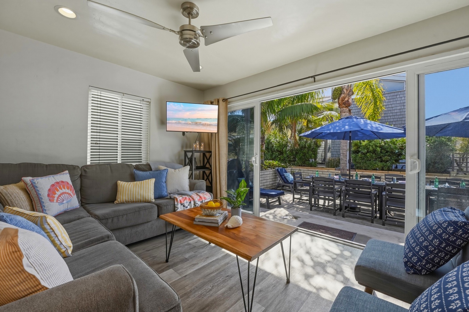 Indoor/outdoor living