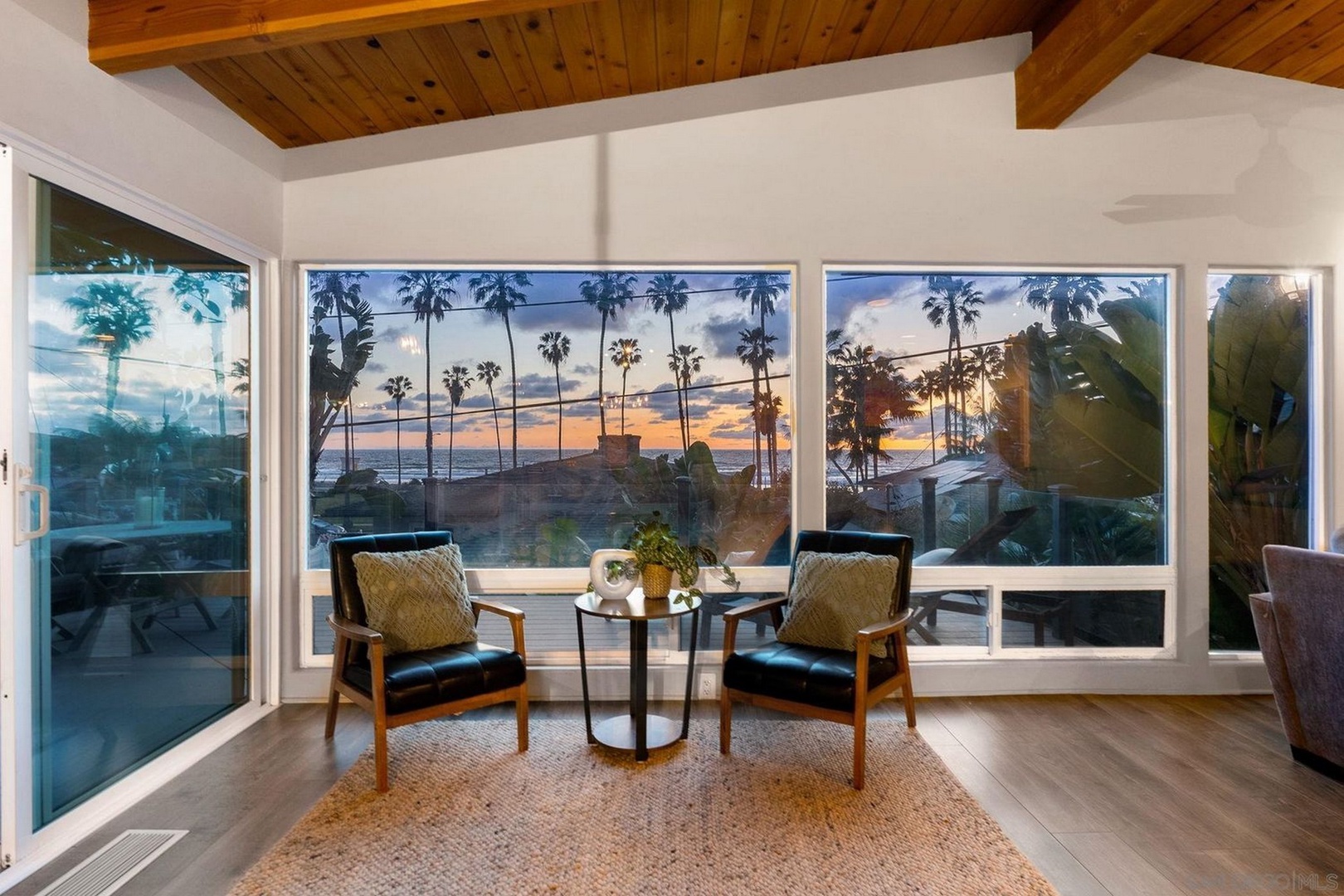 B5158 Sunset Shores - La Jolla