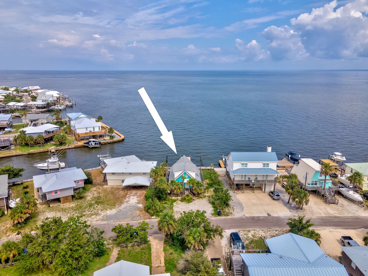 Captain's Quarters  The Landing Restaurant Beach Bar and Vacation Rental